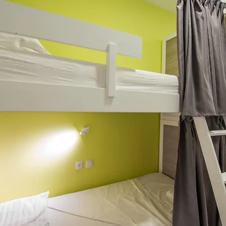 Hostel Dandelion Ζαντάρ