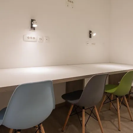 Dandelion Hostel Ζαντάρ